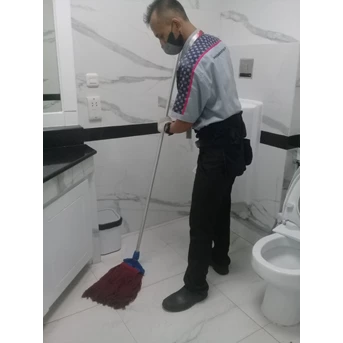 Office Boy/Girl Cek ulang mopping toilet Fashlab klinik 24/04/2022
