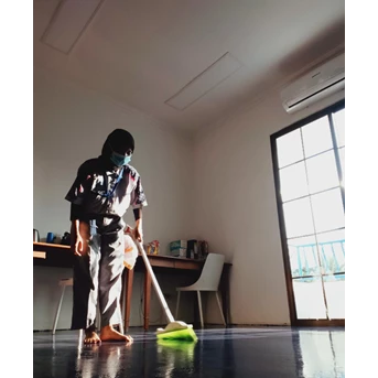 Office Boy/Girl Sweeping ruangan Dokter 21/6/2022
