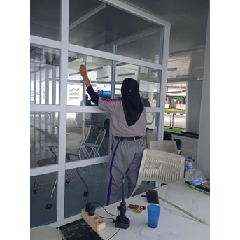 Office Boy/Girl Glass cleaning Kaca 02/07/2022