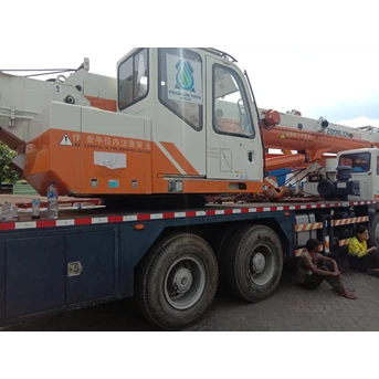 rental mobile crane 25 ton zoomlion qy 25d531r surabaya-3