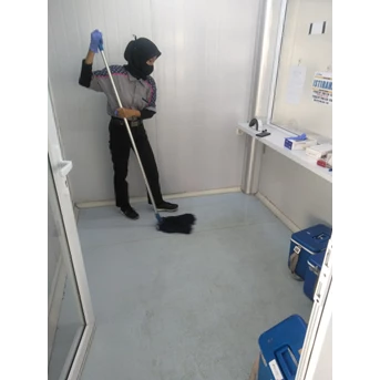 Office Boy/Girl Moping ruang customer service 25 juli 2022
