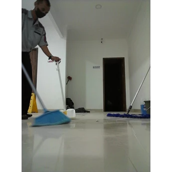 office boy/girl sweeping luar koridor di belinsky studio 19 8 2022