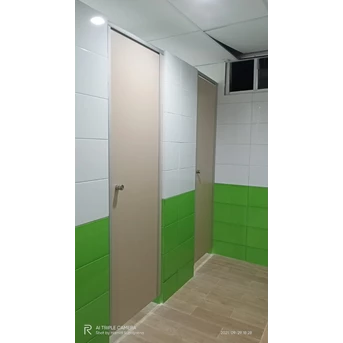 cubicle toilet multiplek-4