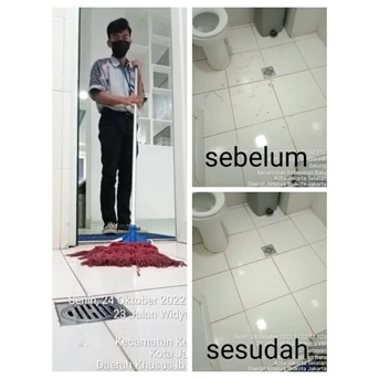 Office Boy/Girl Mopping toilet pantry 24/10/2022