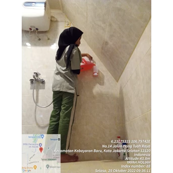 Office Boy/Girl Isi handsoap toilet pria di VIBE YOGA STUDI 25/10/2022