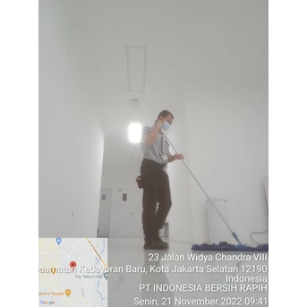 office boy/girl sweping lobby duster lantai tiga 21/11/2022