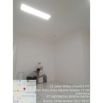 office boy/girl dusting dispenser lantai tiga 24/11/2022