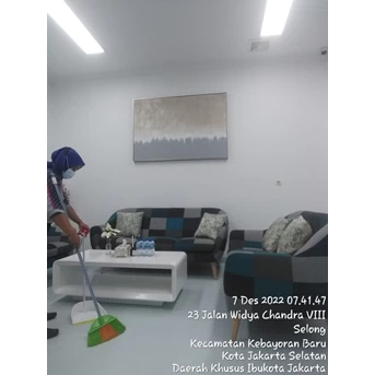 office boy/girl sweping ruang vip 07 desember 2022