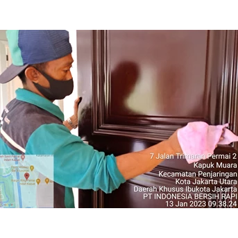 General Cleaning dusting pintu di Trimaran Indah II 13/01/2023