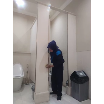 office boy/girl dusting list pintu toilet di sadhu vaswan 23/1/2023