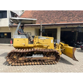 Disewakan / Rental Bulldozer D31P-20 Tahun 2022 Surabaya