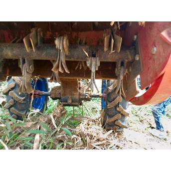 implemen alat mesin potong pangkas babat rumput semak traktor 101b-1
