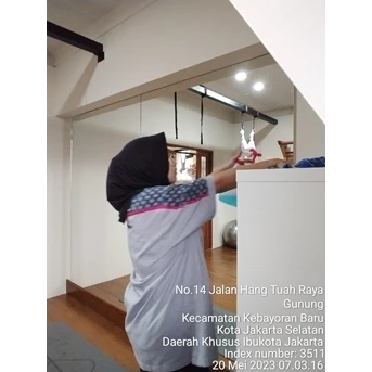 office boy/girl dusting rak private di vibe yoga studio 20/05/2023