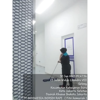 Office Boy/Girl Swepping lobbyduster lorong lobb di Fash Lab 01/7/2023