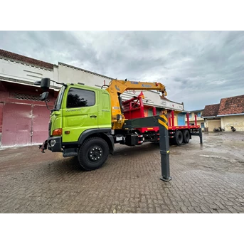 rental truck mounted crane xcmg 12 ton hino fm280 jw-1