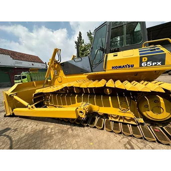 rental alat berat bulldozer komatsu d65px-12 tahun 2018-1