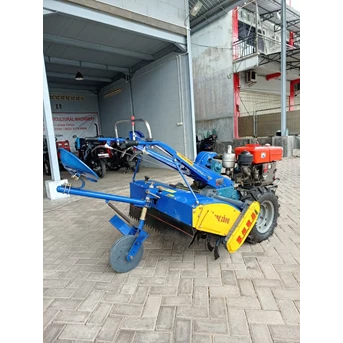 traktor df151 dengan dual speed rotary-4