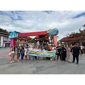 Paket Tour 5D3N Hainan Island