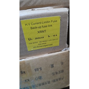 FUSE 16A 20/24KV FUSE 16 A 20/24 KV 3000613.16 300061316 - 1 BATANG