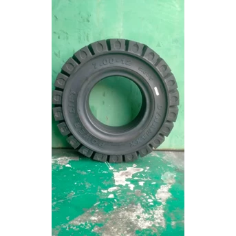 Ban Forklift Solid Dynamaxx 7.00-12