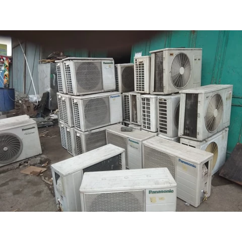 Menerima AC (Air Conditioner) Berbagai Merk