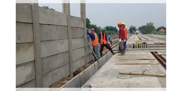 kontraktor pemasangan beton hulu sungai utara-5