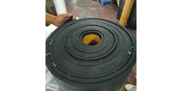 rubber sheet nr (natural rubber) / karet alam natural rollan-1