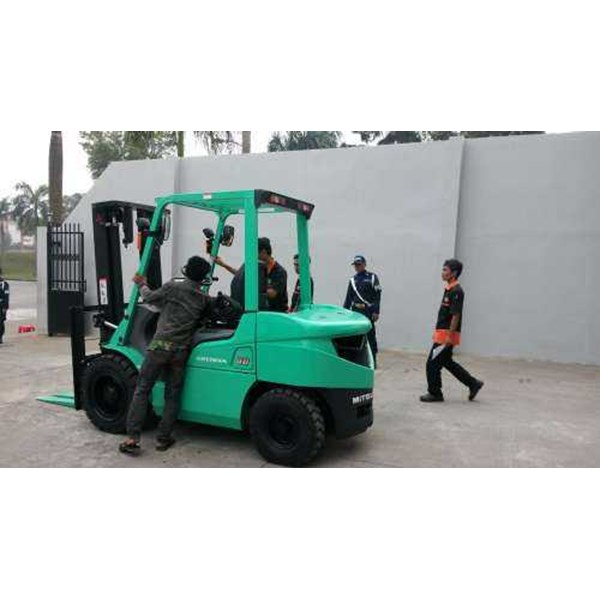 Aneka Harga Mitsubishi Forklift