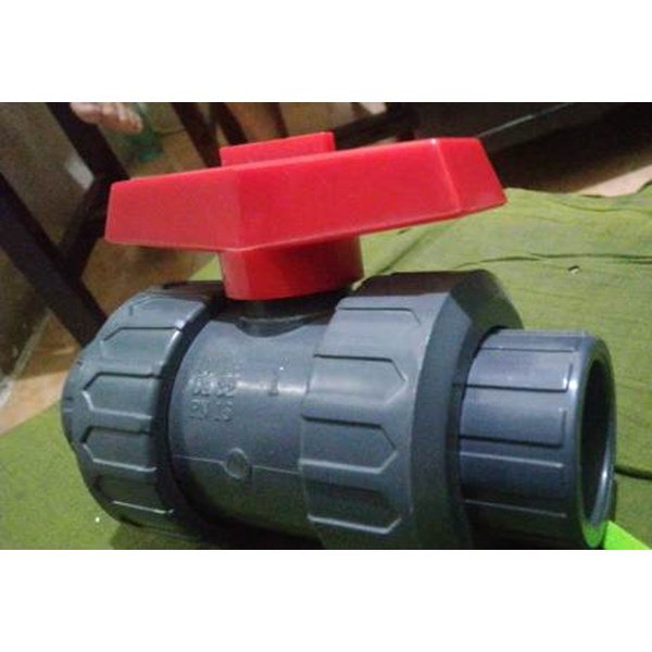 Jual TRUE UNION BALL VALVE PVC SCH80 SURABAYA RUNGKUT oleh CV. Asia