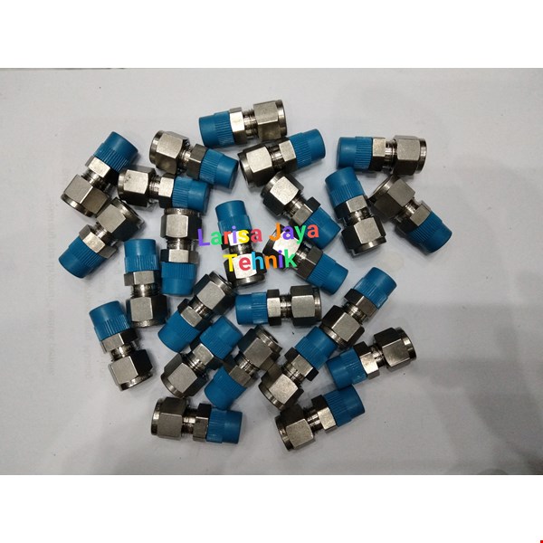 316 Stainless Steel Tube Socket Weld Male Connector, 3/8 In. OD X 1/4