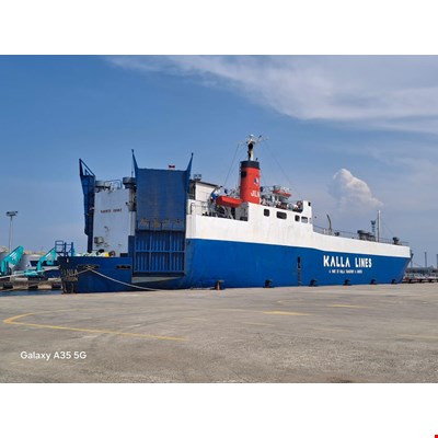 MV RANIA MAKASSAR JASA PELAYARAN UNIT MOBIL/MOTOR/TRUCK