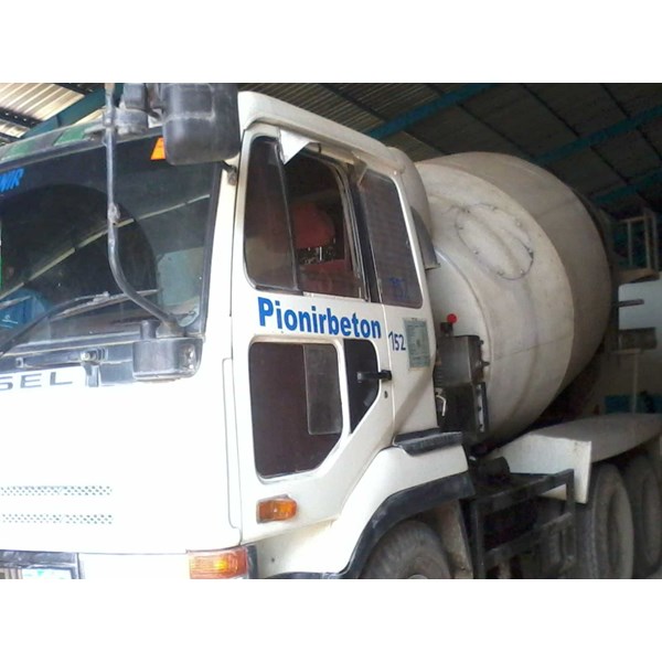 jasa perbaikan marmer lantai Gelar  Cor  RIFALAH Cor Jual Beton Readymix CV. oleh UTAMA